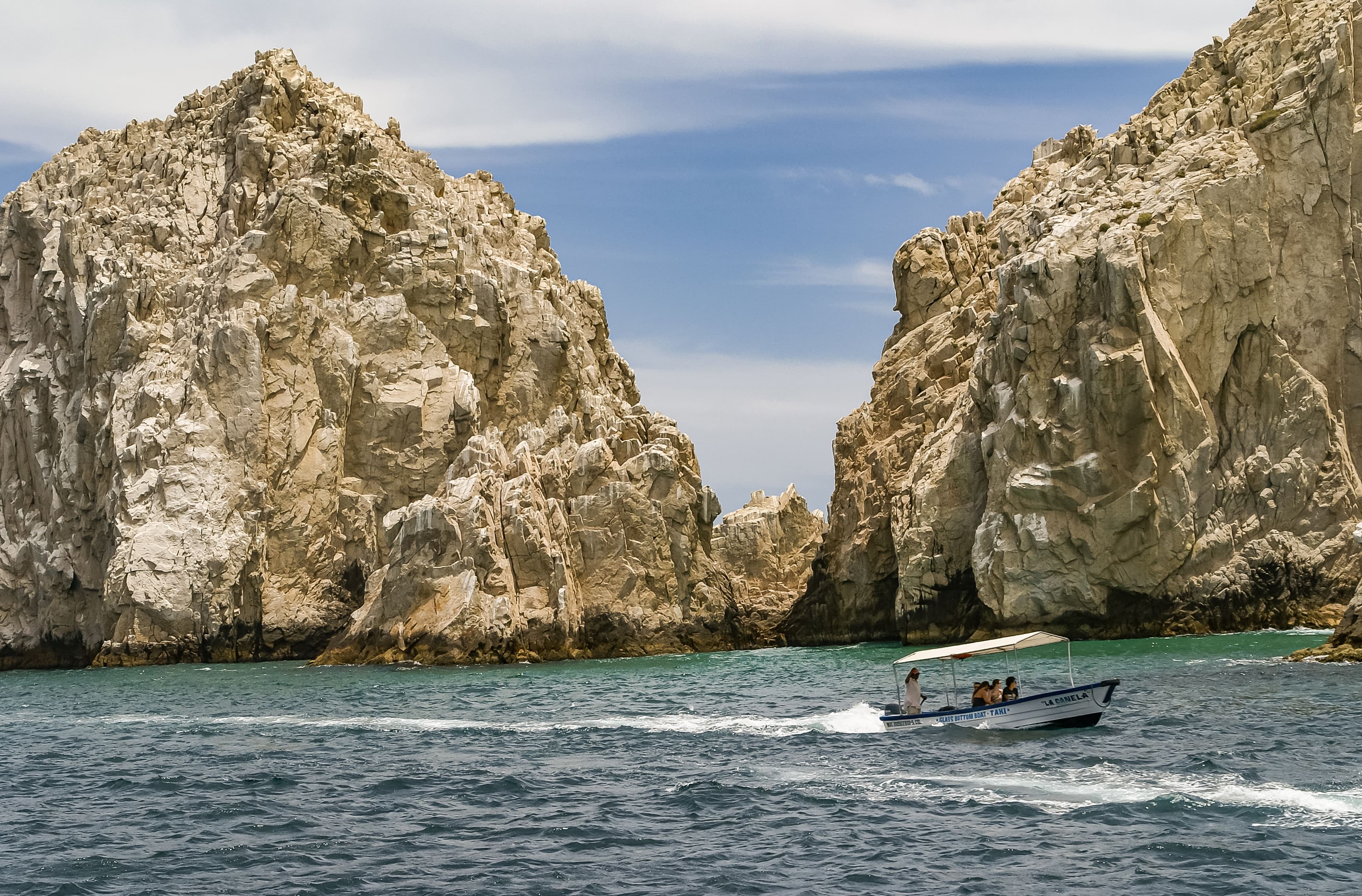 Why Travelers Book Cabo San Lucas Rentals Through Stay
