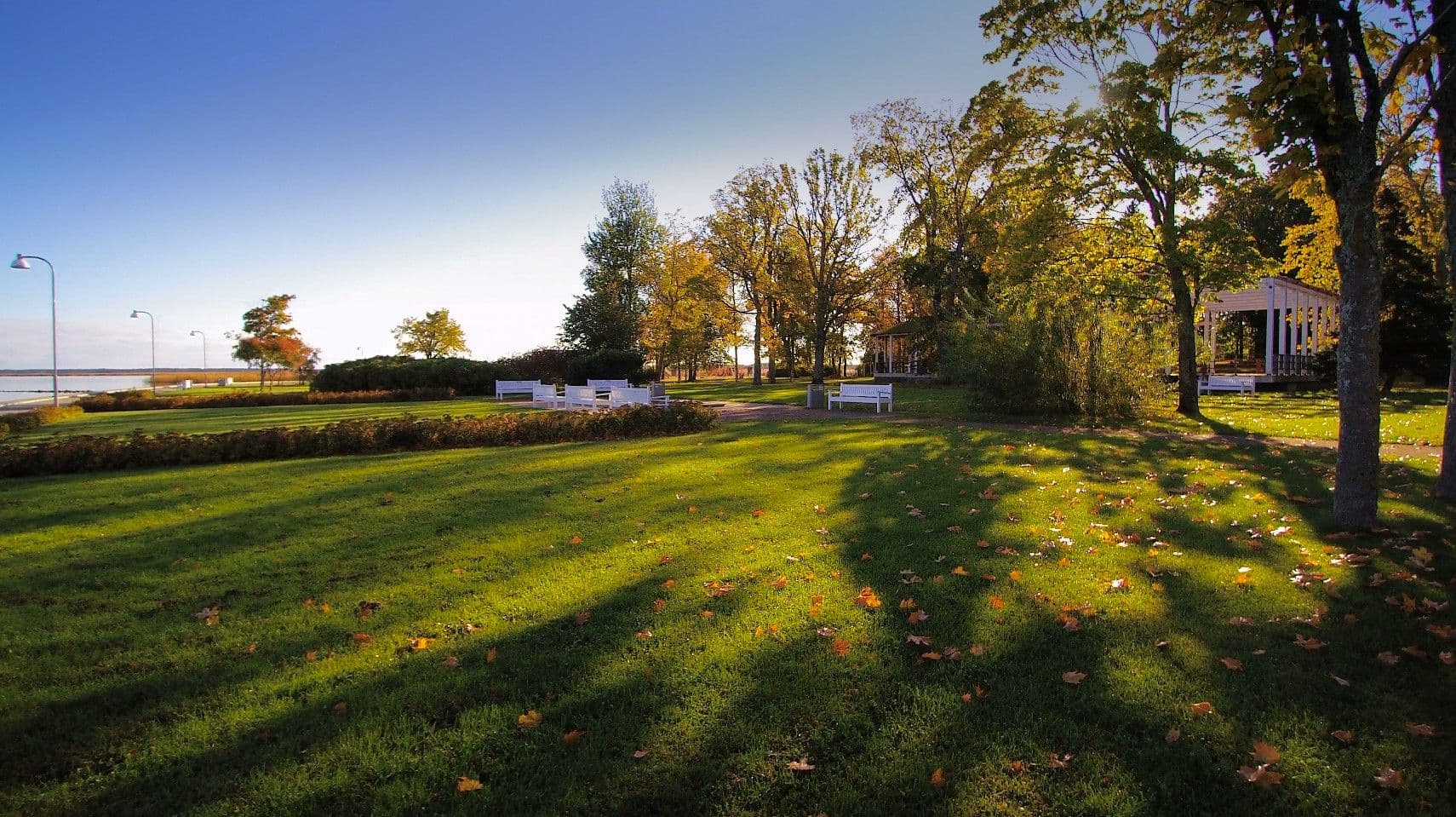 Why Travelers Book Pigeon Forge Rentals Through Stay